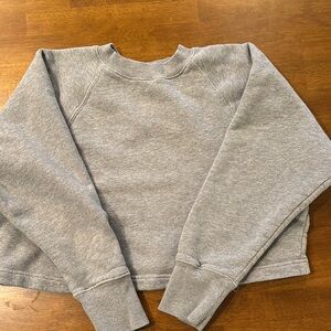 Marissa Webb SO UPTIGHT CROPPED RAGLAN FRENCH TERRY SWEATSHIRT IN HEATHER GREY
